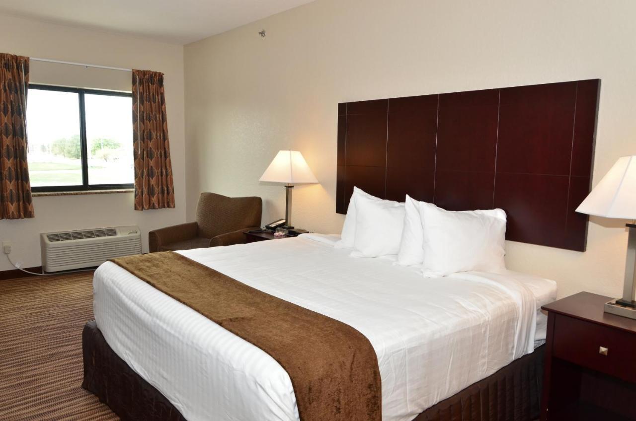 Cobblestone Inn & Suites - Clarion Dış mekan fotoğraf