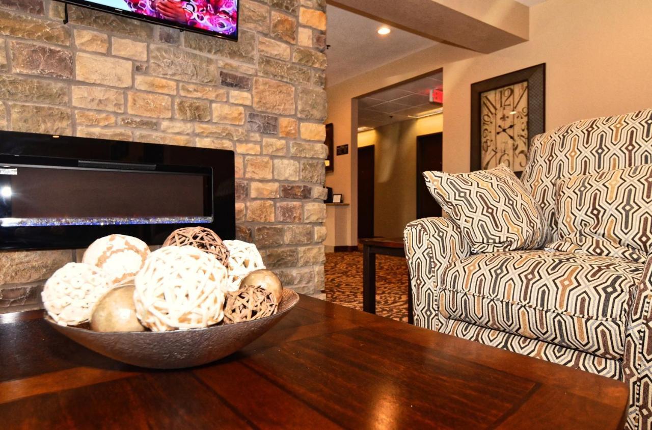 Cobblestone Inn & Suites - Clarion Dış mekan fotoğraf