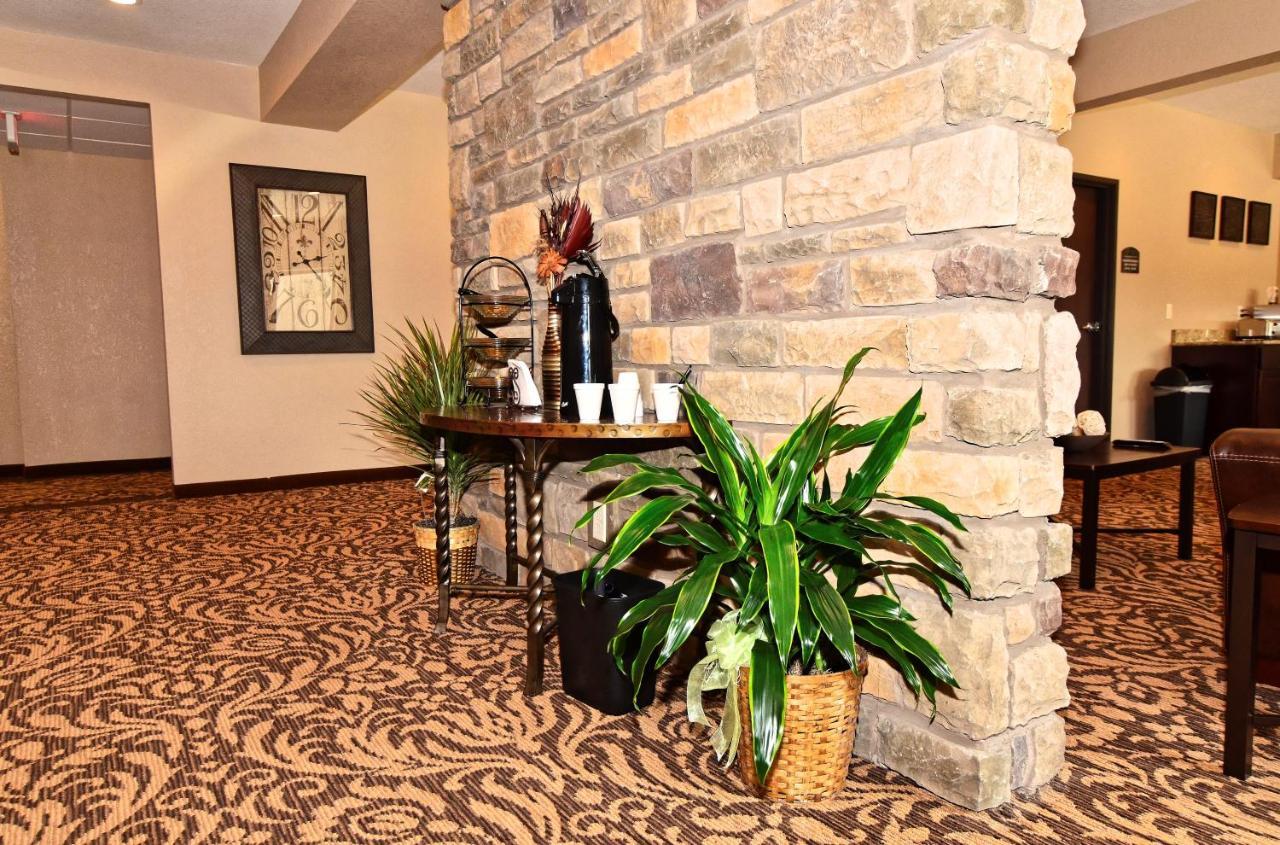 Cobblestone Inn & Suites - Clarion Dış mekan fotoğraf