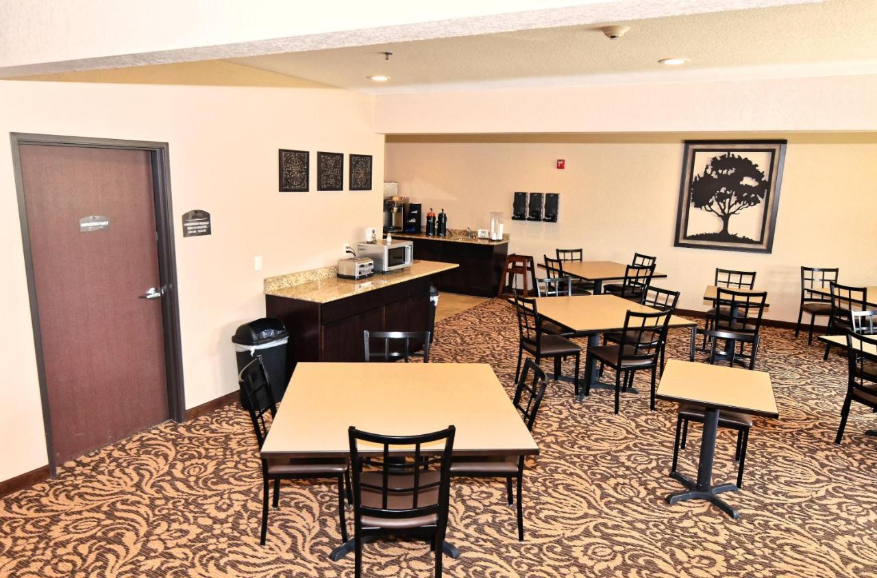 Cobblestone Inn & Suites - Clarion Dış mekan fotoğraf